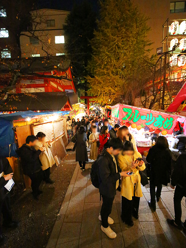 薬王院・氷川神社・歌舞伎町&花園神社